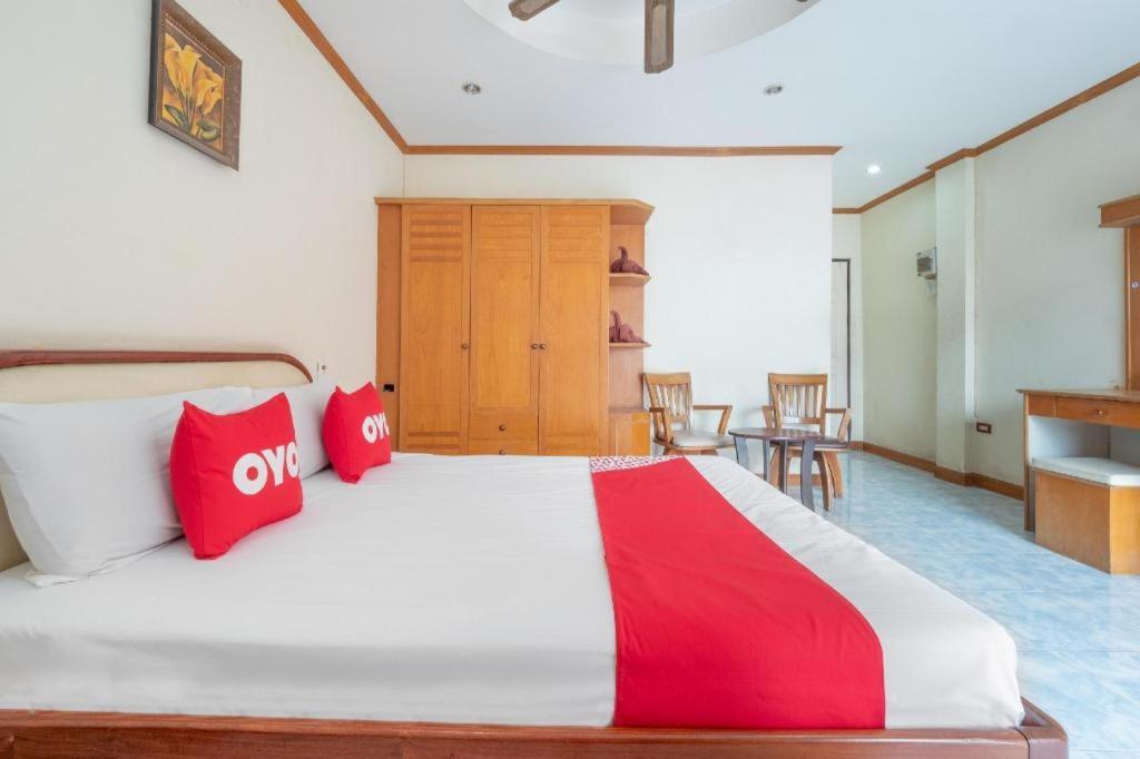 Oyo 1125 Chokdee Inn Pattaya Exterior foto